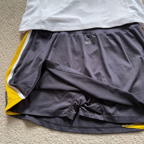 Tail Tennis Outfit - Picture 6 of 7